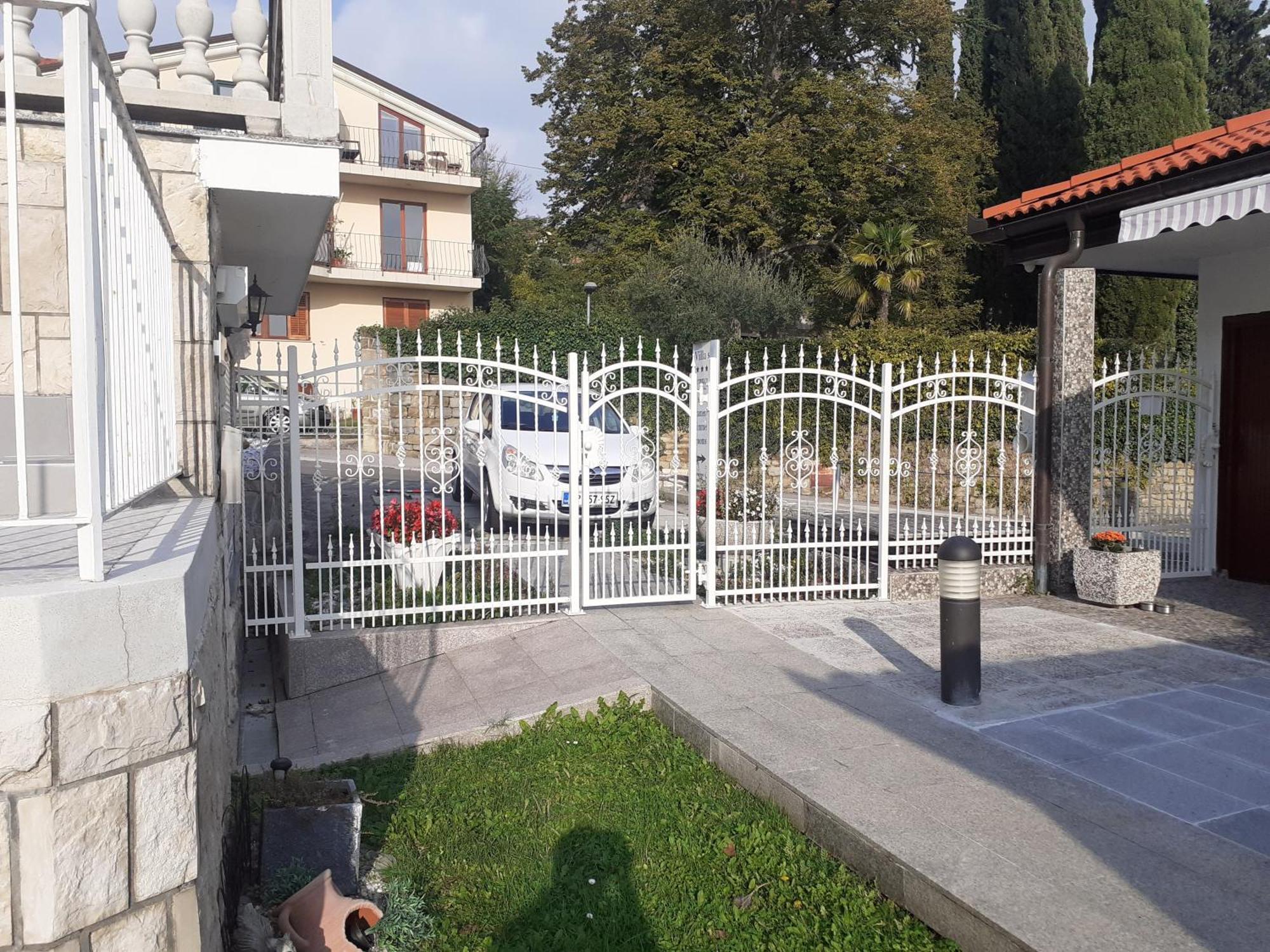 Guest House Vila Luka Порторож Екстер'єр фото