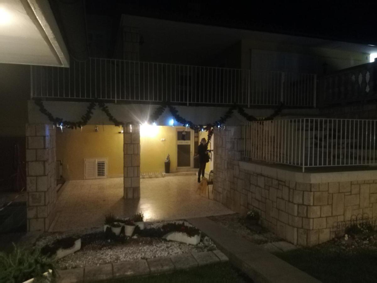 Guest House Vila Luka Порторож Екстер'єр фото